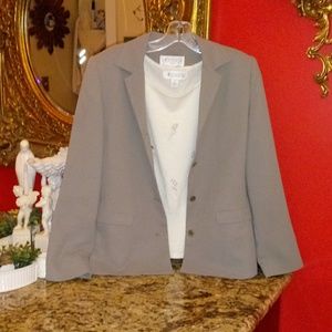 Casual Corner Annex Petite 4 Piece Suit